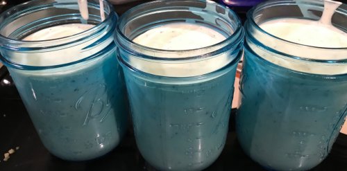 Bottles of Ran's Ranch Dressing